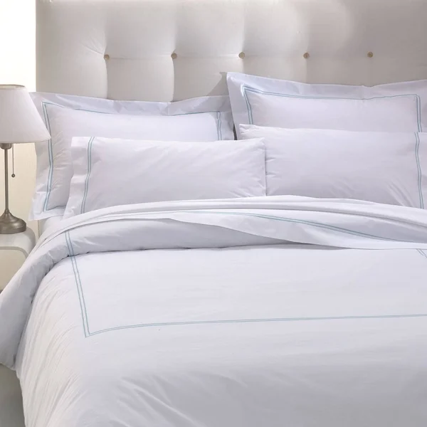 Bellino Fine Linens Manhattan/Hotel Duvet COVER, Size: Queen, Purple