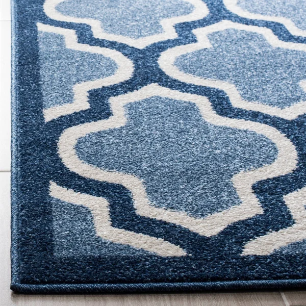 Safavieh Amherst Light Grey & Beige 5& x 8& Rug