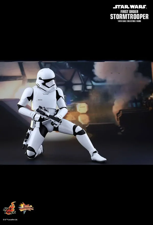 First Order Stormtrooper (Star Wars: The Force Awakens) Hot Toys Figure
