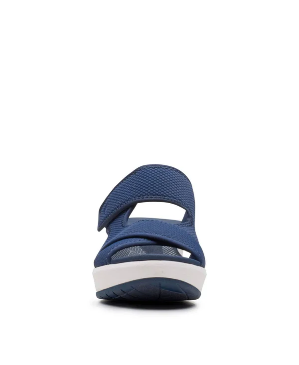 Women's Clarks Cloudsteppers Cali Reef Wedge Sandal - Black - Size 7