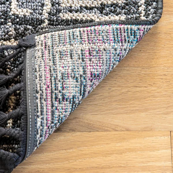 nuLOOM Tulia Vintage Ethnic Tassel Area Rug (7& 6x22 x 9& 6x22 - Gray)