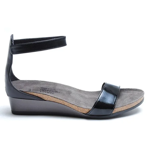 Women's Naot Pixie Ankle Strap Sandal, Size: 36, White
