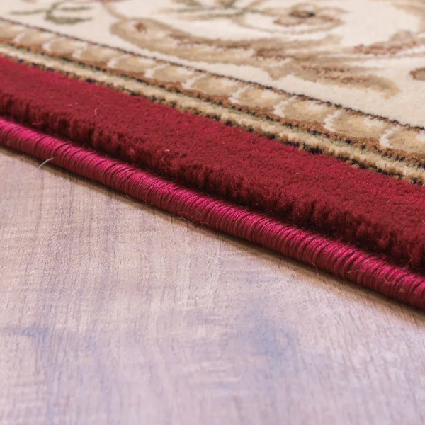 Well Woven Agra Royal Trellis Area Rug - 3&11x22 x 5&3x22 (Red/Beige)