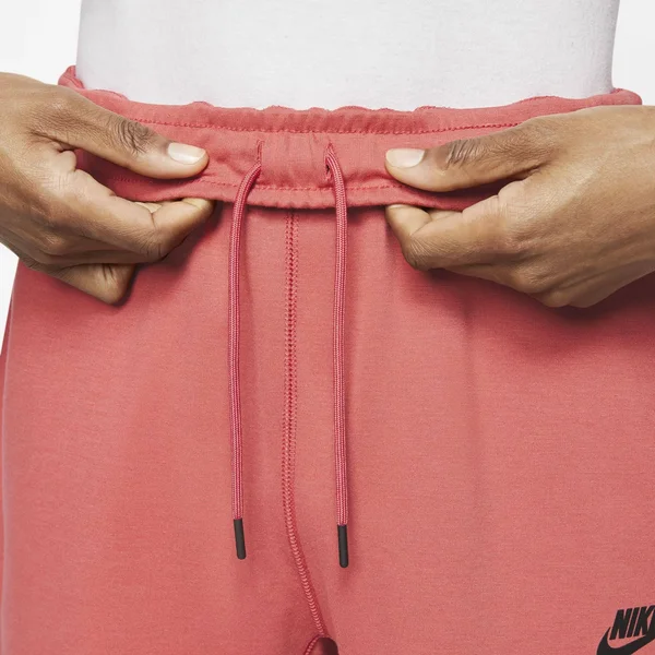 Nike Men's Sportswear Shorts: Red/Black CJ4284-603