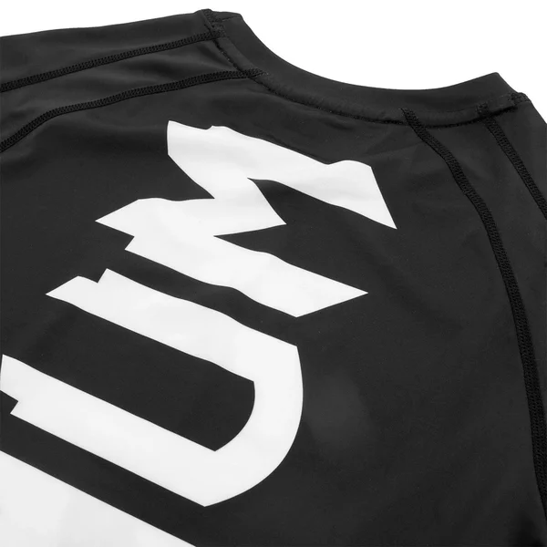 Venum Giant Short Sleeve Rashguard, Size: XXL