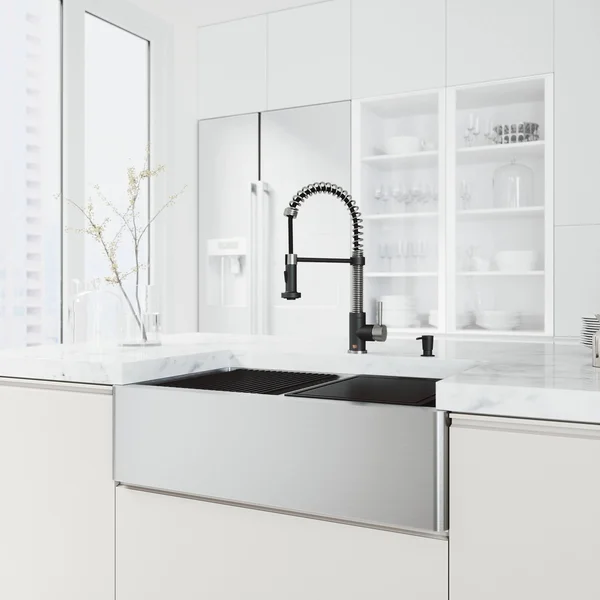 Vigo Oxford Stainless Steel 33 in Double Bowl Flat Farmhouse Apron-Front Workstation Kitchen Sink with Faucet and Accessories, S