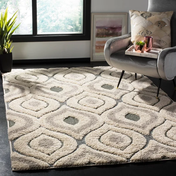 Safavieh Florida Shag Bertille Geometric 1.2-inch Thick Rug (6&7x22 x 6&7x22 Round - Ivory/Beige)