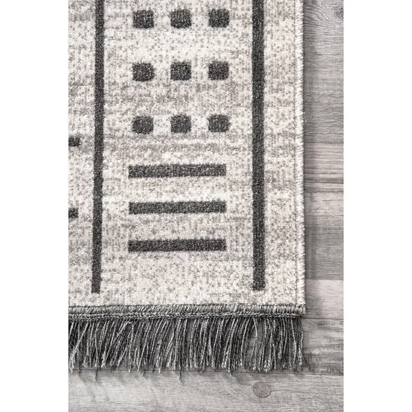 nuLOOM Rugs Outdoor Tribal Cora Light Gray 6& 7x22 x 9& Area Rug