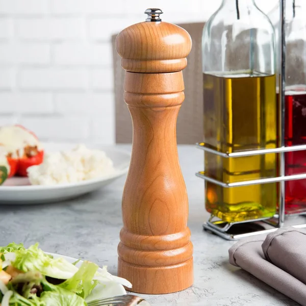 Fletchers Mill Federal 8x22 Pepper Mill - Cherry