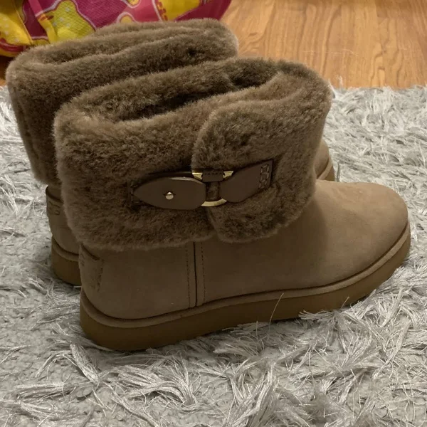 Ugg Women's Classic Berge Mini Suede 1107210 - 7 - Amphora