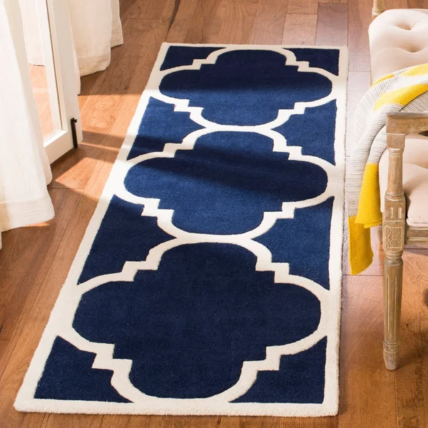 Safavieh Chatham Dark Blue & Ivory 2&-3x22 x 9& Rug