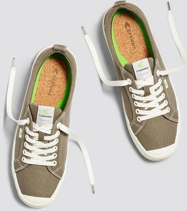 Cariuma Oca Low Washed Burn Sand Canvas Contrast Thread Sneaker Men