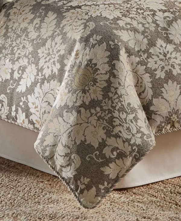 Croscill Nerissa 4-pc. California King Comforter Set - Neutral