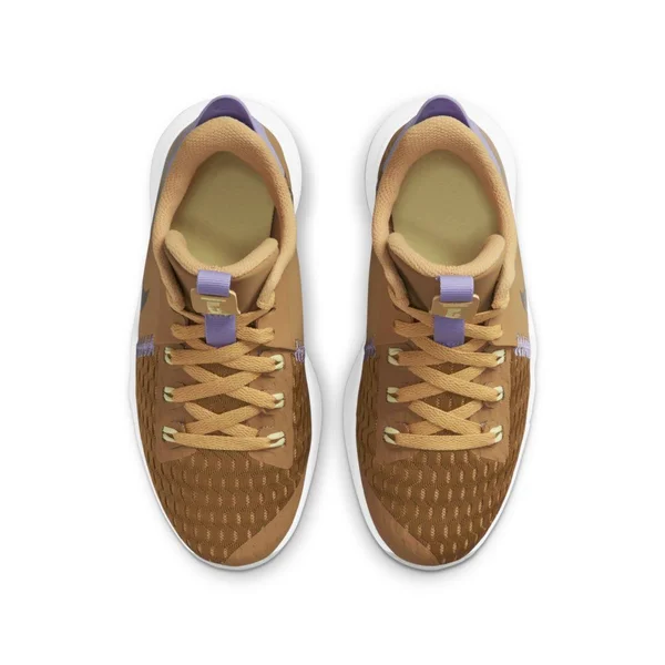 Nike Big Kids& Lebron Witness 5 Basketball Shoes in Brown/Wheat Size 4.0
