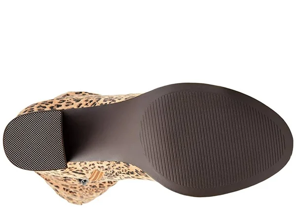 Journee Collection Women's Aneil Boot - Leopard