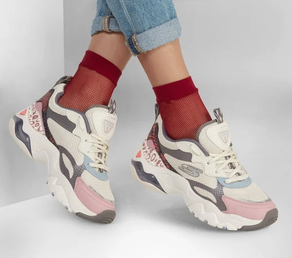 Women's Skechers D&Lites 3.0 Air Wild Days Sneaker - Size: 9.5