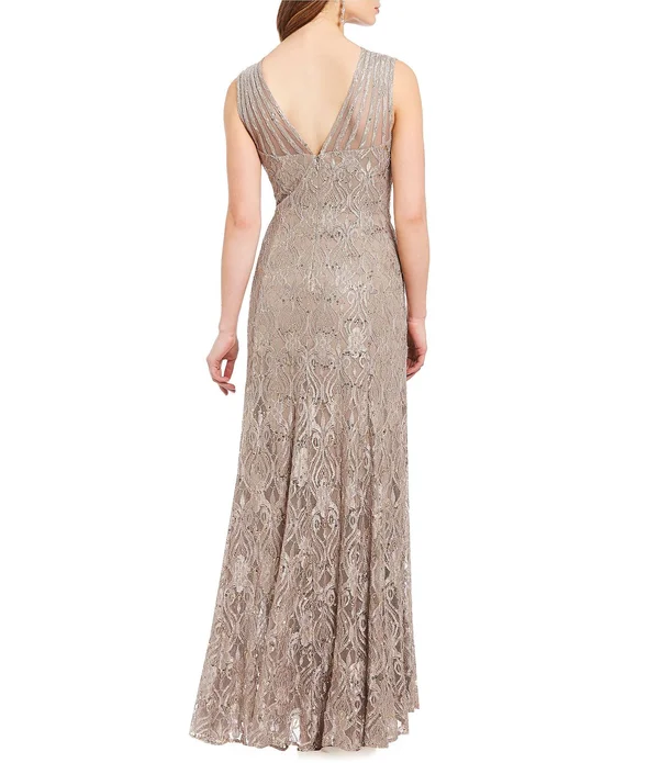 Womens Ru0026M Richards Sleeveless Mermaid Gown 16 Champagne