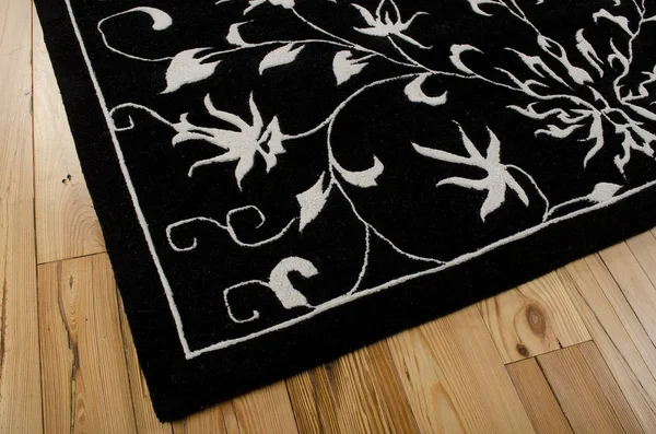 Nourison Versailles Palace VP49 3&6x22 x 5&6x22 Black, White Rug