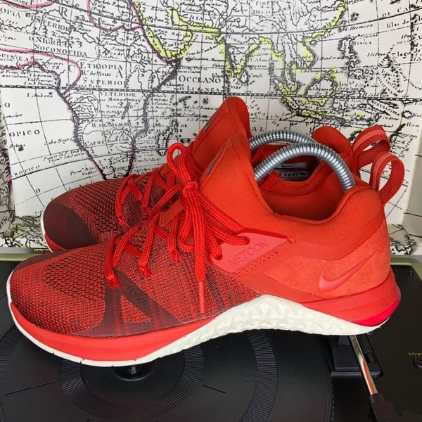 Nike Metcon Flyknit 3 Men's Cross-training/weightlifting Shoe - Red