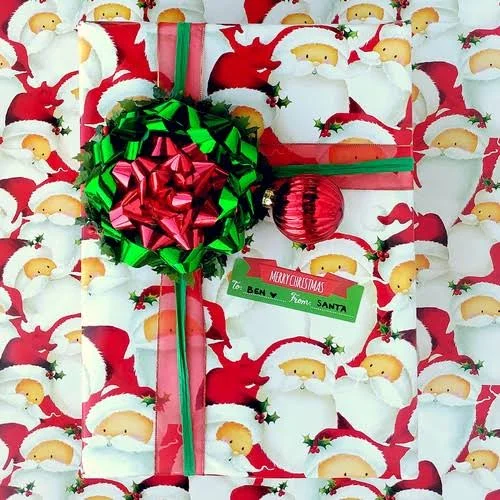 Jam Paper Industrial Size Bulk Wrapping Paper Rolls - Santa - 1/2 Ream (834 Sq ft) - Sold Individually, Size: 5004 x 24, Christm