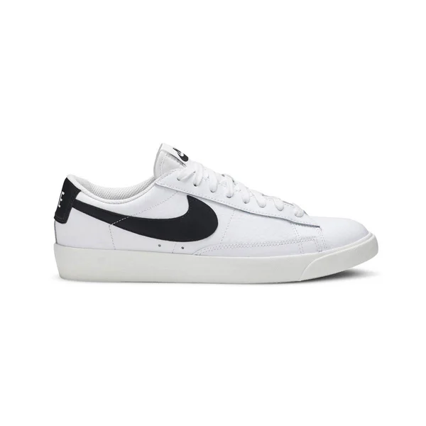 Nike Blazer Low Leather White Black Sail - Size 6.5 Men