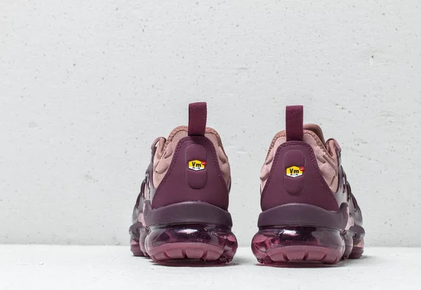 Nike Air VaporMax Plus Smokey Mauve Women's Shoes, Size: 9