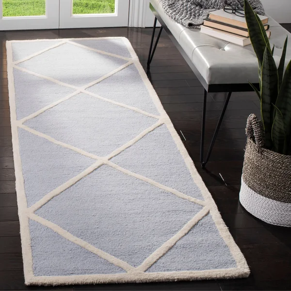 Safavieh Cambridge CAM136C Lavander - Ivory Rug 2&6x22 x 8& Runner
