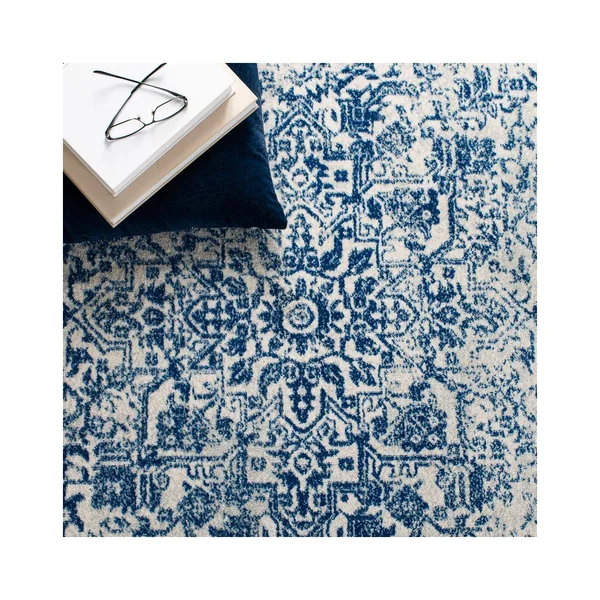 Safavieh Evoke Rug Collection EVK256N - Ivory, Navy - 9& x 12&