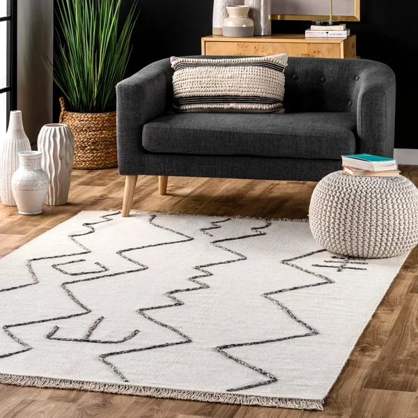 nuLOOM Moira Tribal Flatweave Tassel Area Rug - Size: 3& x 5&