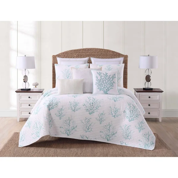 Oceanfront Resort Cove Quilt Set Blue King