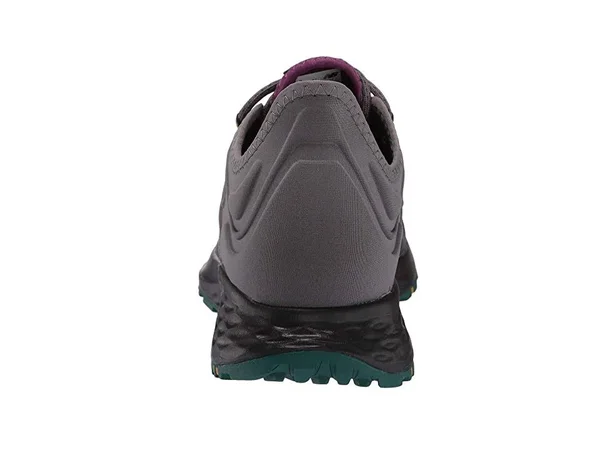 New Balance Men's Fresh Foam Roav Trail Running Shoe, Size: 9.5 Wide, Gray
