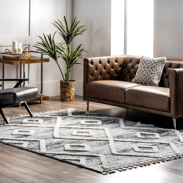6&7x22x9& Rectangle Loomed Diamond Area Rug Gray - nuLOOM