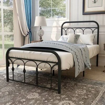 Eshe Platform Bed Winston Porter Color: Black, Size: Twin