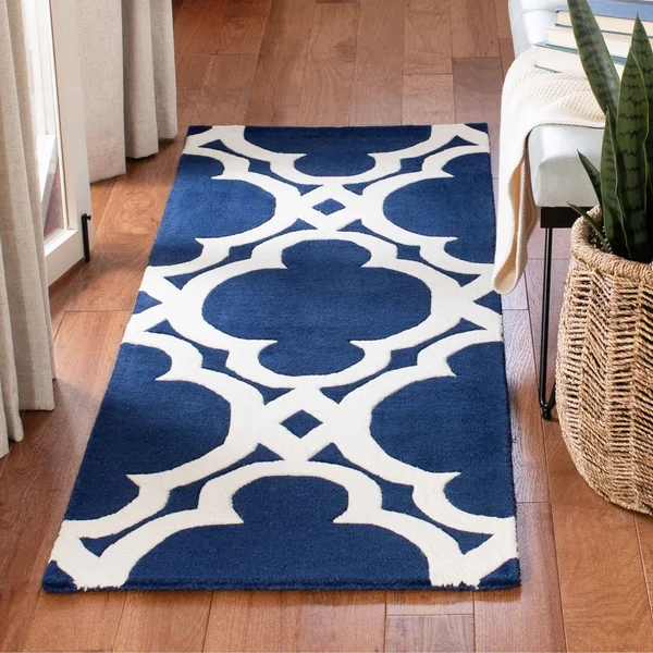 Safavieh 2&-3x22 x 7& Chatham CHT762C Dark Blue, Ivory Rug