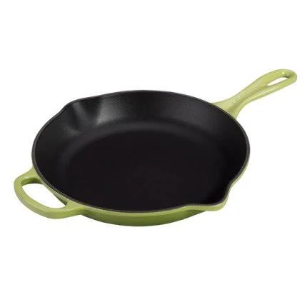 Le Creuset Signature Cast-Iron Skillet, 10.25