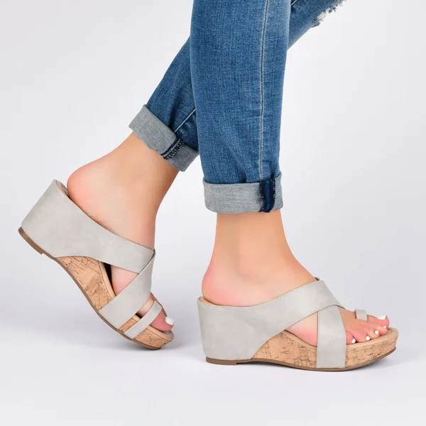 Journee Collection Women's Rayna Wedge Sandal Black 12