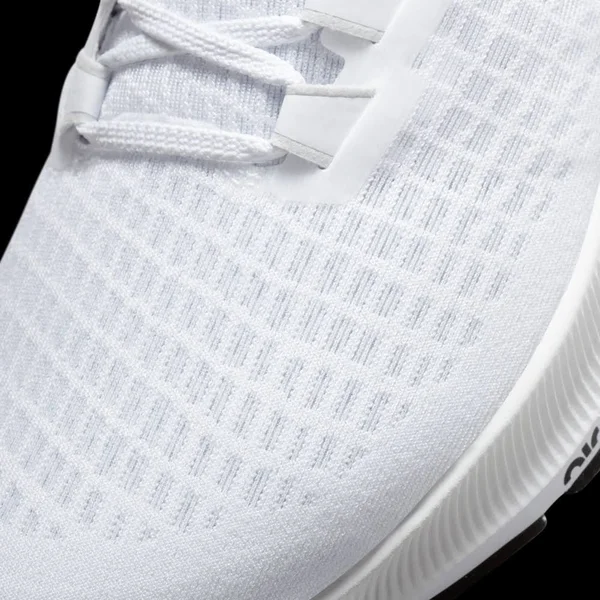 Nike Men's Air Zoom Pegasus 37 Running Shoes - White
