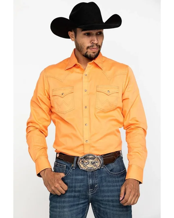 Wrangler Men's Retro Two Pocket Long Sleeve Snap Shirt