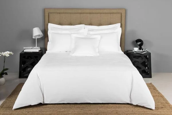 Frette Hotel Classic Duvet Cover - White Cotton - Twin, Bed Linens