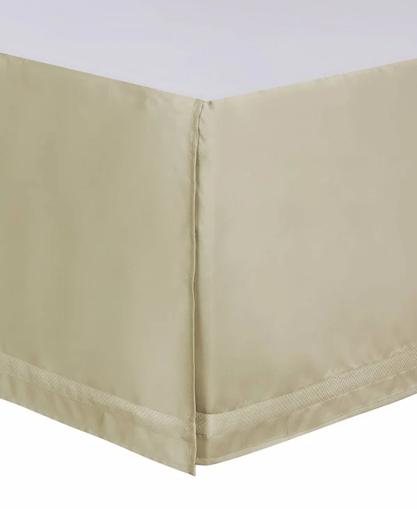 Waterford Annalise Comforter Set, King - Gold