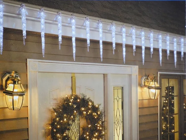 GE 100 LED Twinkling Ice Crystal Icicle Set 20 ct