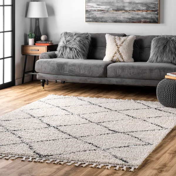 nuLOOM Jessie Moroccan Lattice Shag Off-White 10 ft. Square Rug - Beige