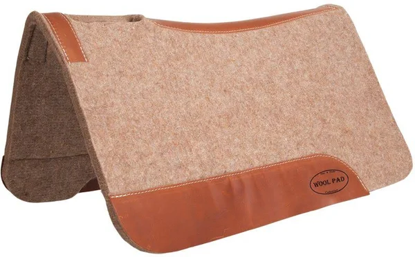 Mustang Tan Wool Contoured Saddle Pad
