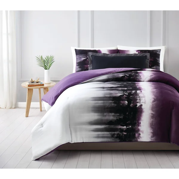 Vince Camuto Mirrea Comforter Set, King, White/Purple