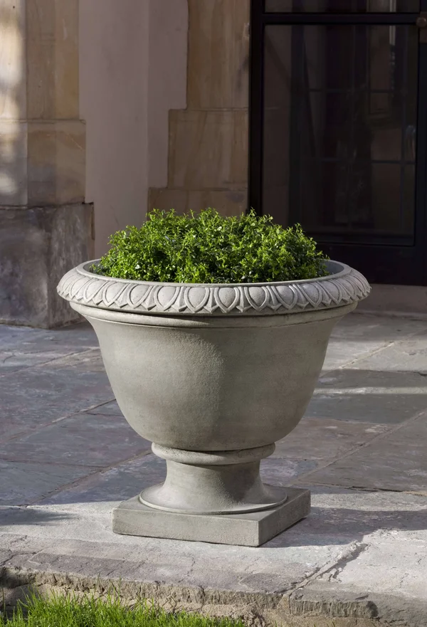 Campania International Easton Urn - Verde