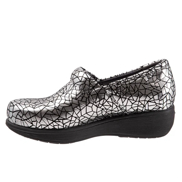Softwalk Meredith Sport Women's Shoes Iridescent 7.5 Medium (B)