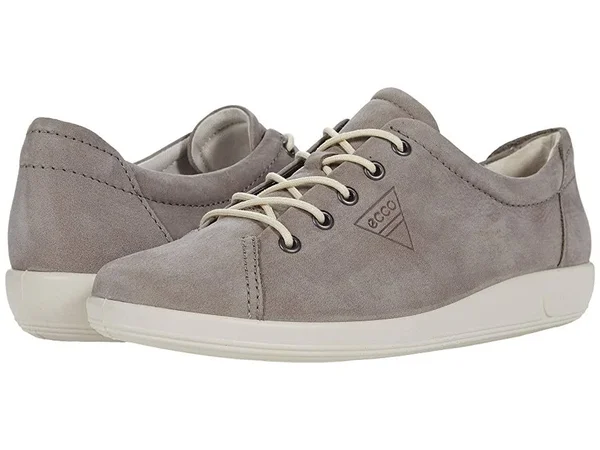 Ecco Women's Soft 2.0 Tie Sneaker - Womens 8