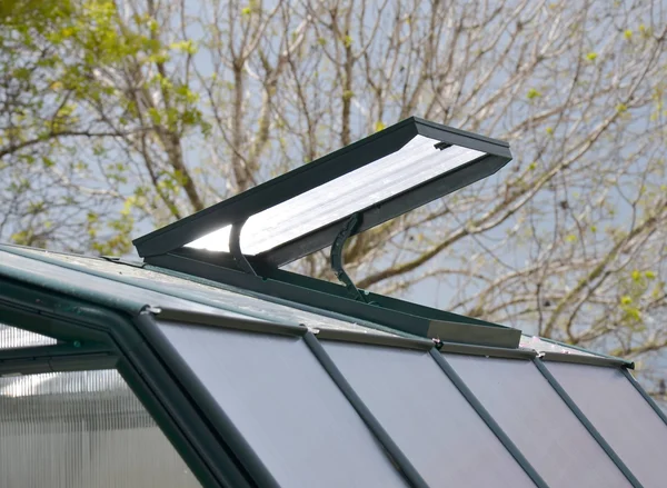 Rion Roof Vent Kit - Sun Lounge 2
