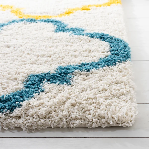 Safavieh Shag Kids Ivory and Multi 6&7x22 x 6&7x22 Square Area Rug