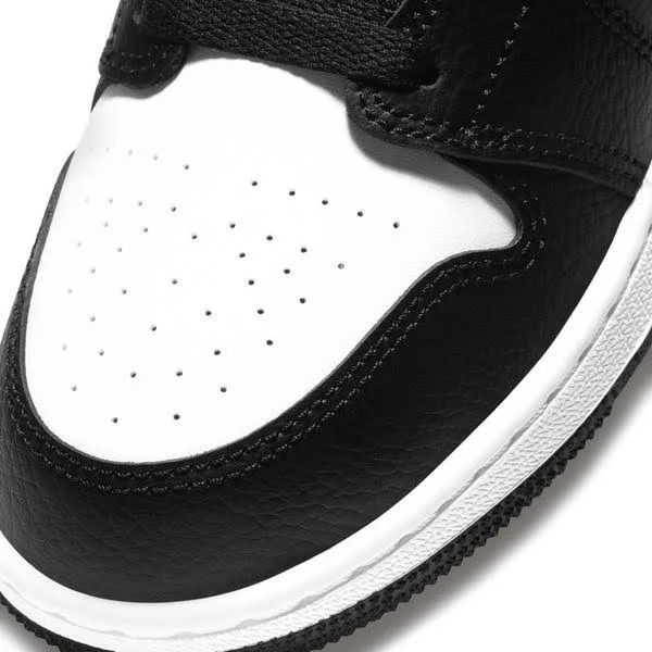 Jordan Boys AJ 1 Mid - Basketball Shoes Black/Chili Red/White Size 04.5